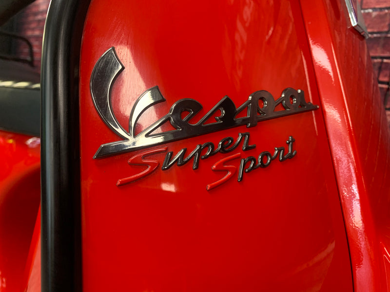 **SOLD**Vespa PX200 Special Edition No. 220